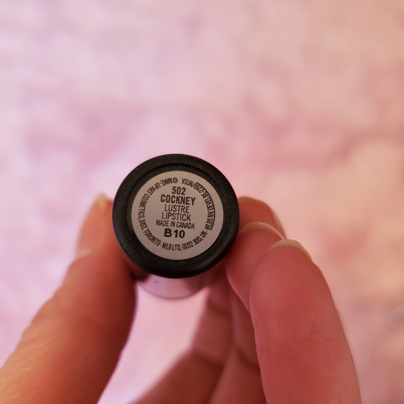 Mac lipstick 💄cockney - Picture 2 of 3